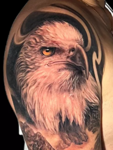 tattoo de águia realista