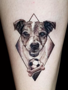 tattoo de cachorro em realismo