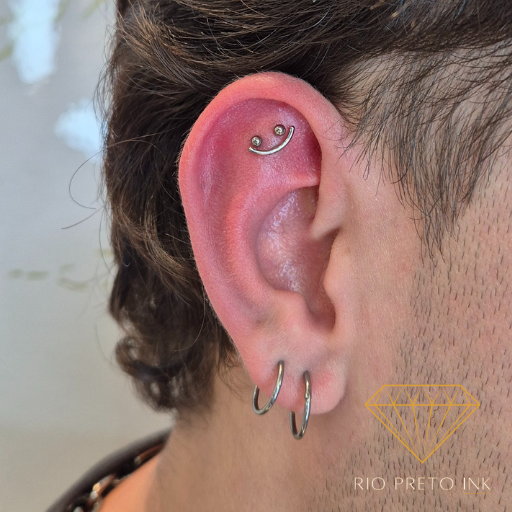 piercing-na-orelha-helix-flat-cartilagem (10)