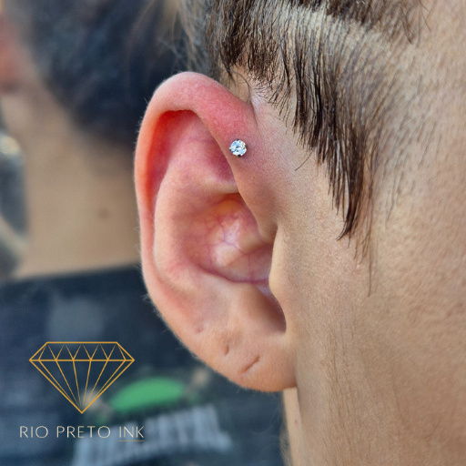 piercing-na-orelha-helix-flat-cartilagem (11)