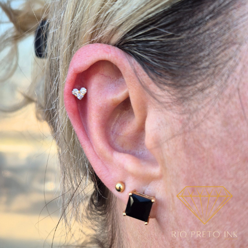piercing-na-orelha-helix-flat-cartilagem (15)