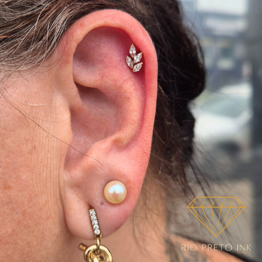piercing-na-orelha-helix-flat-cartilagem (7)