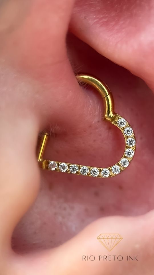 piercing-daith-coracao