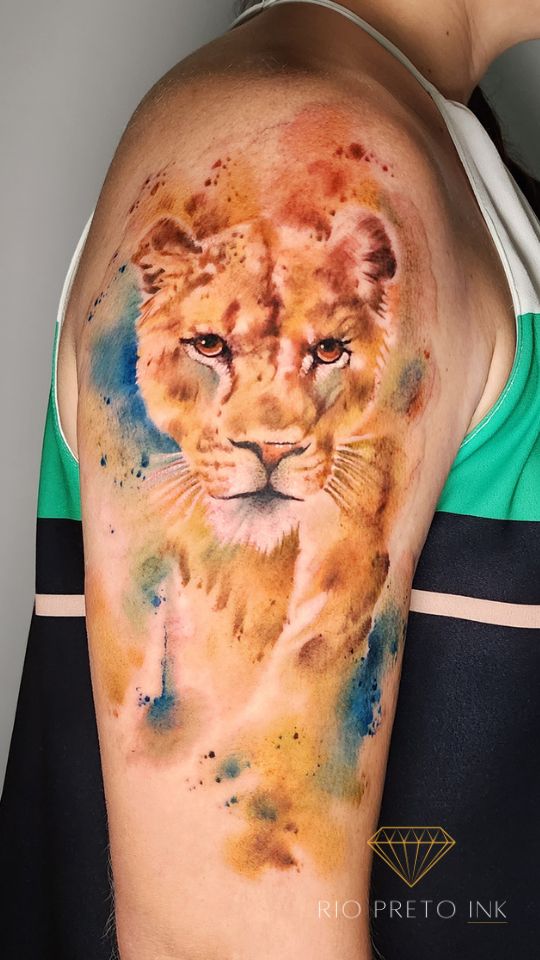 tattoo-aquarela-leoa